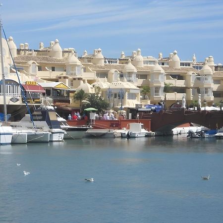 בנאלמדנה Next To Puerto Marina And The Beach מראה חיצוני תמונה