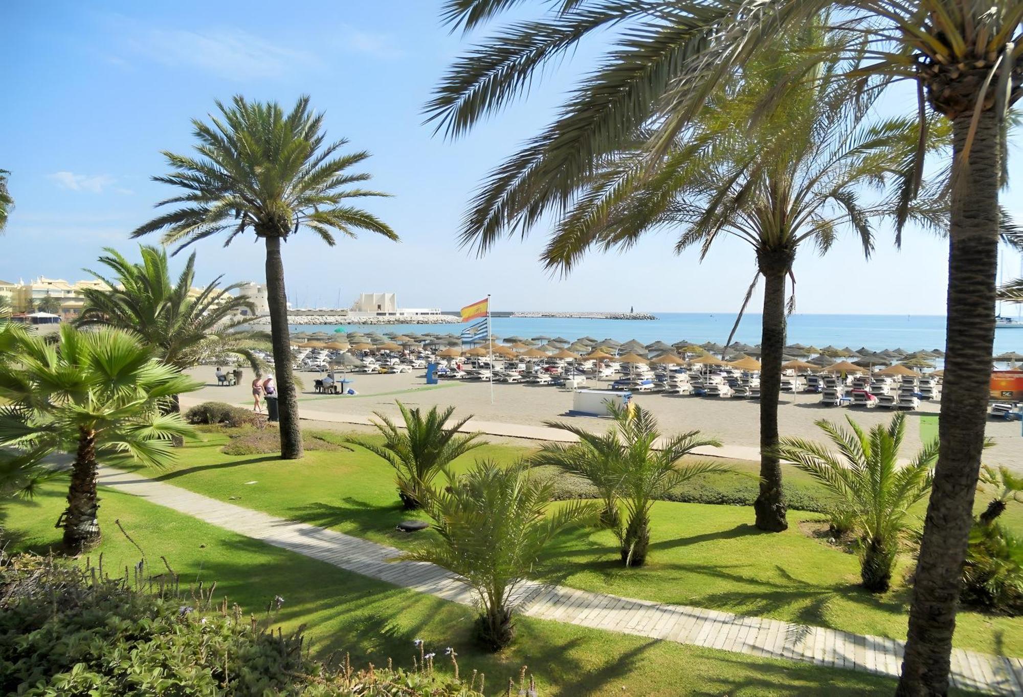 בנאלמדנה Next To Puerto Marina And The Beach מראה חיצוני תמונה