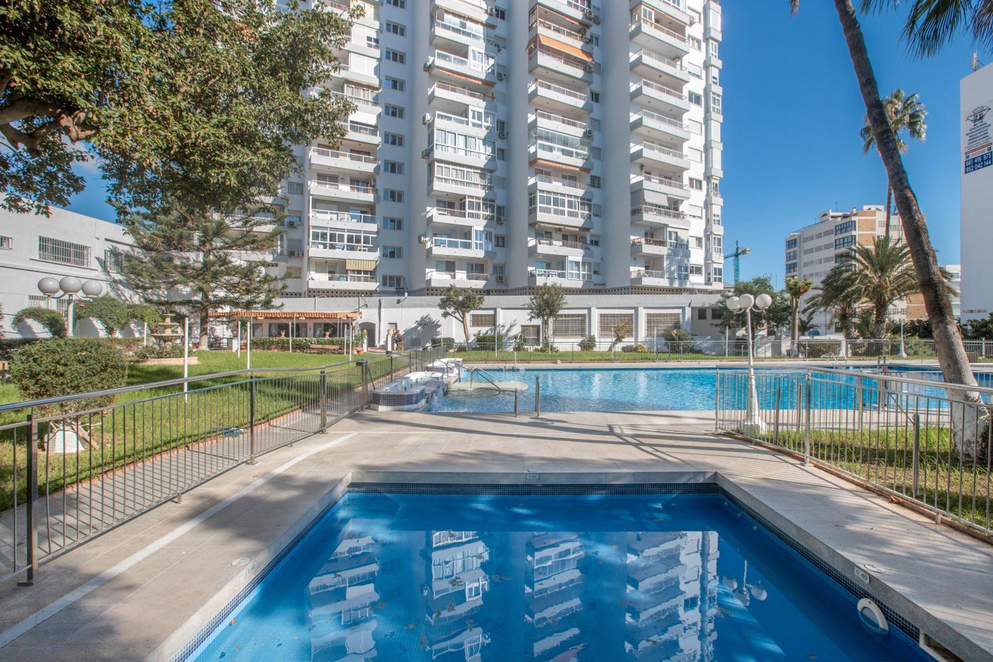בנאלמדנה Next To Puerto Marina And The Beach מראה חיצוני תמונה